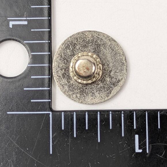 Vtg Taiwan Jen Ai Bei Lü School Seagull Red Enamel Pin Badge Chinese Characters - Picture 2 of 2